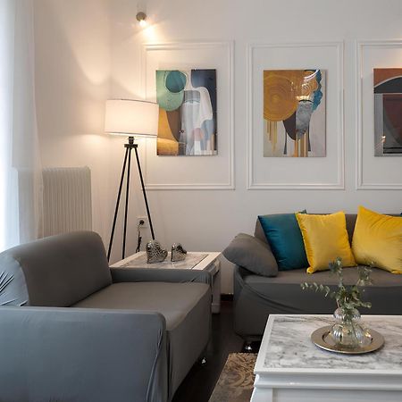 Garibaldi Apartment Ioannina Bagian luar foto