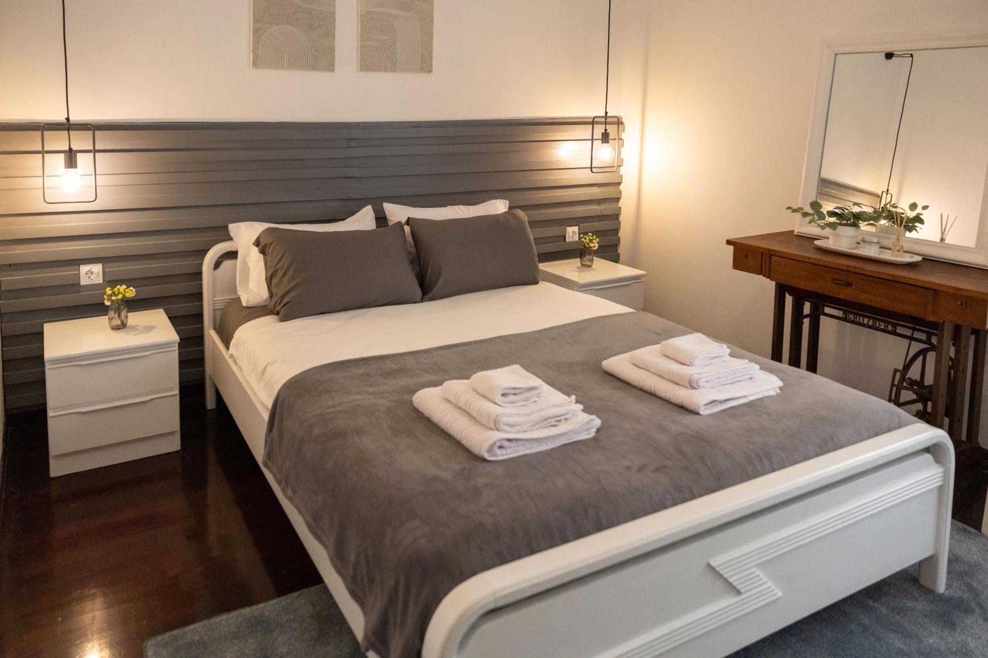Garibaldi Apartment Ioannina Bagian luar foto